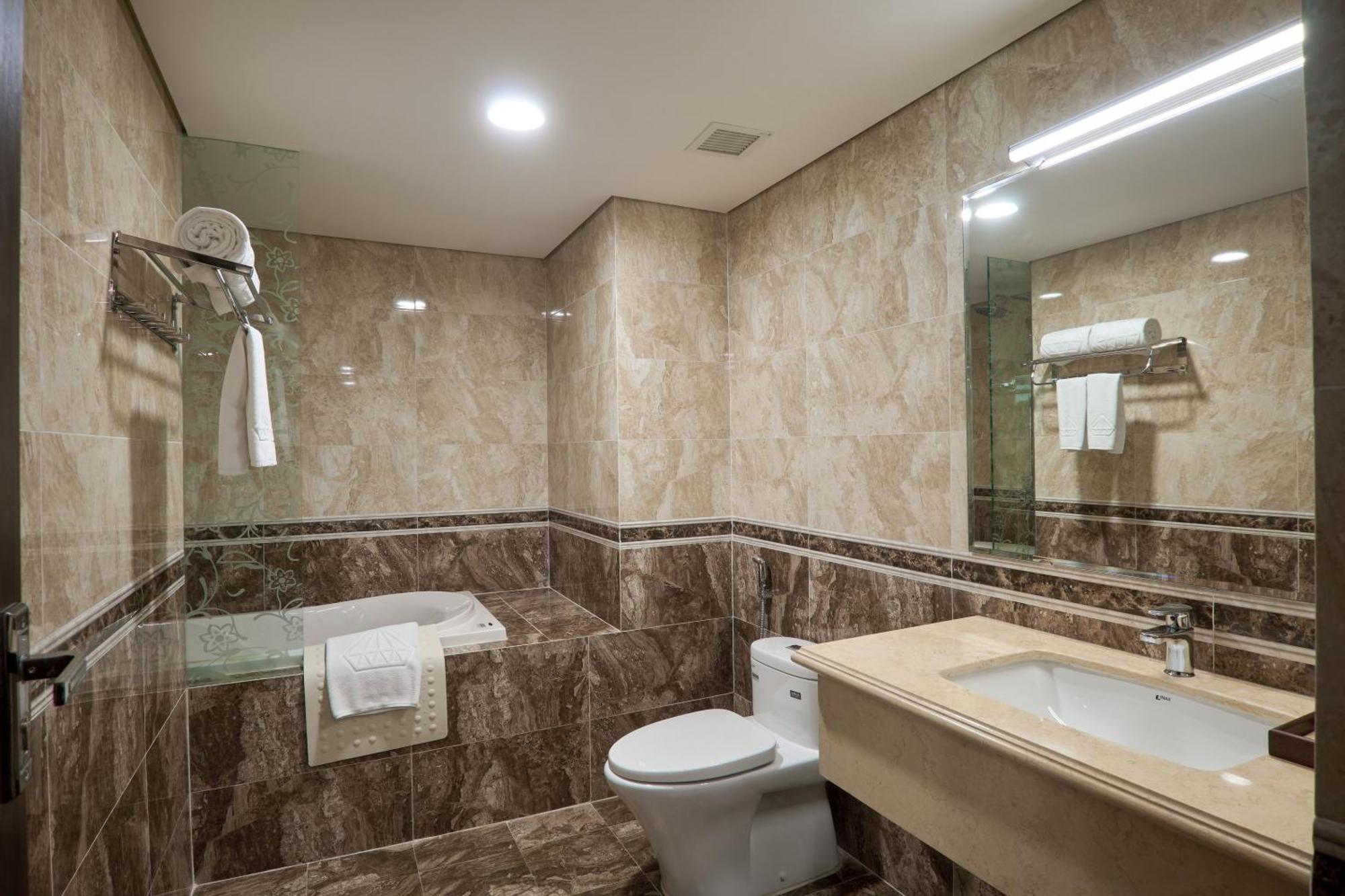 Netland Westlake Legacy Suites 하노이 외부 사진